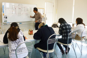 ���[�N�T�|�[�g�E�������̕��i3